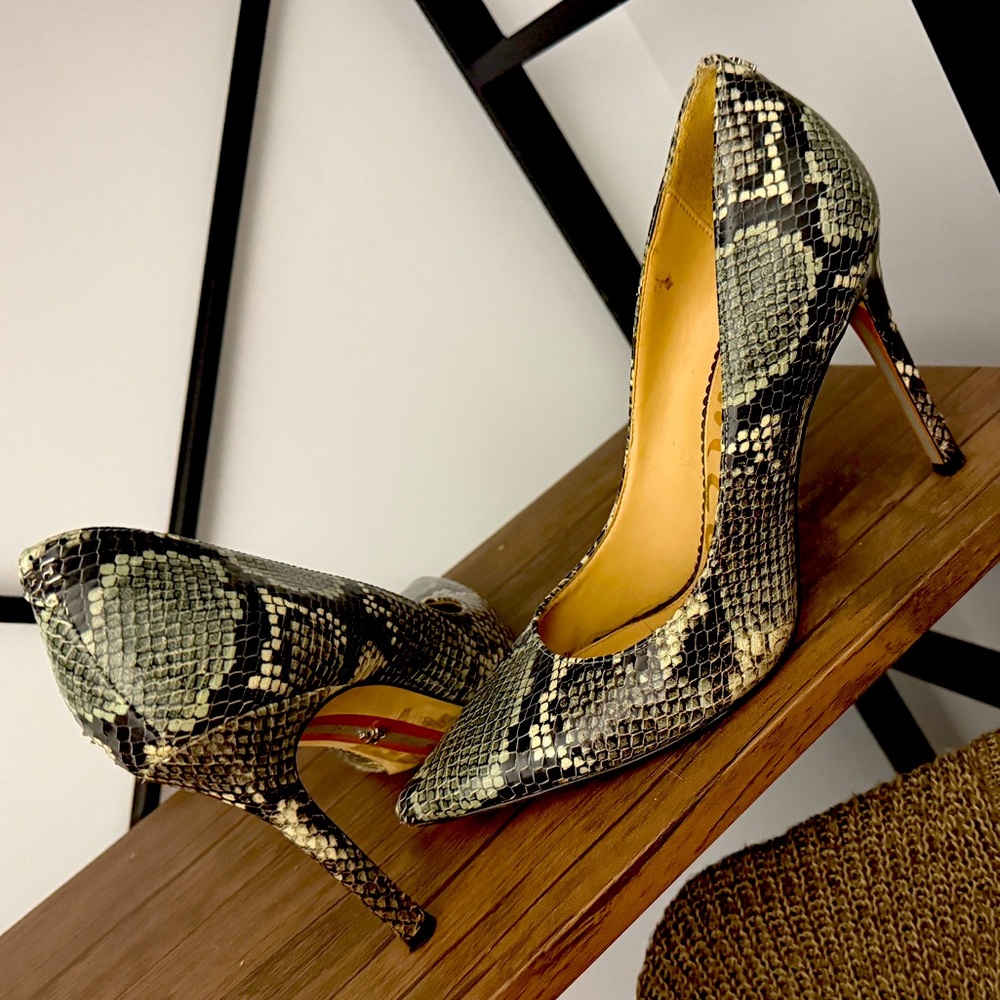 Sam Edelman Hazel Pointed Toe Pump in Sandshell Multi Python Size 7.5